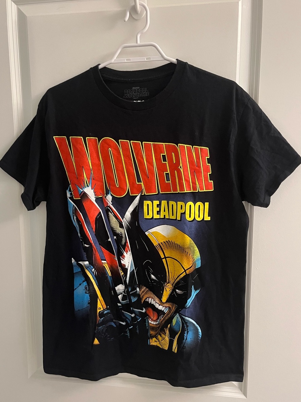 Official Marvel Deadpool & Wolverine graphic T-shirt in black, size Medium
